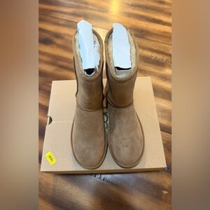 UGG Classic Short II Boots Chestnut Women's US 7